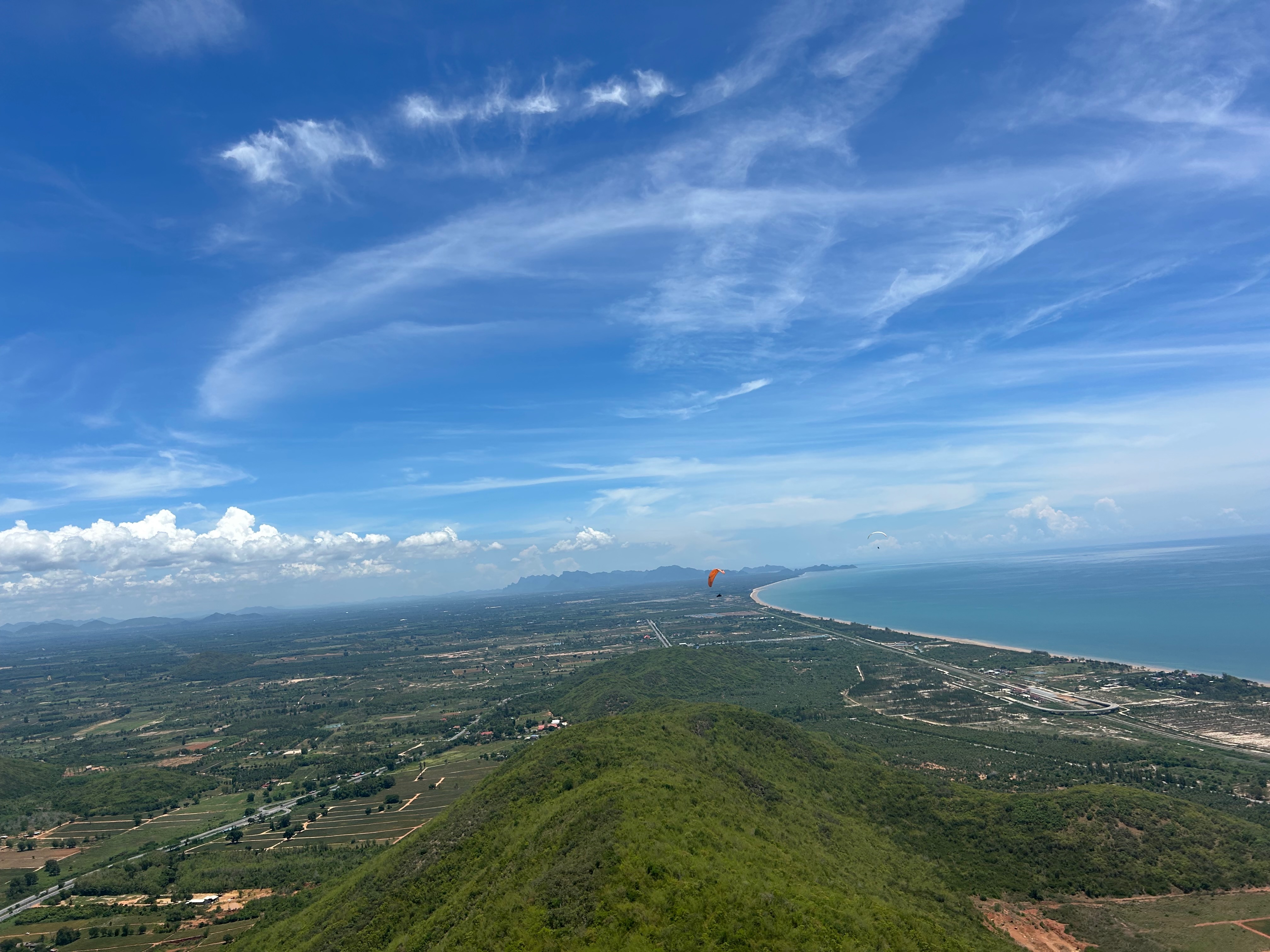Paragliding at Tiger Mountain